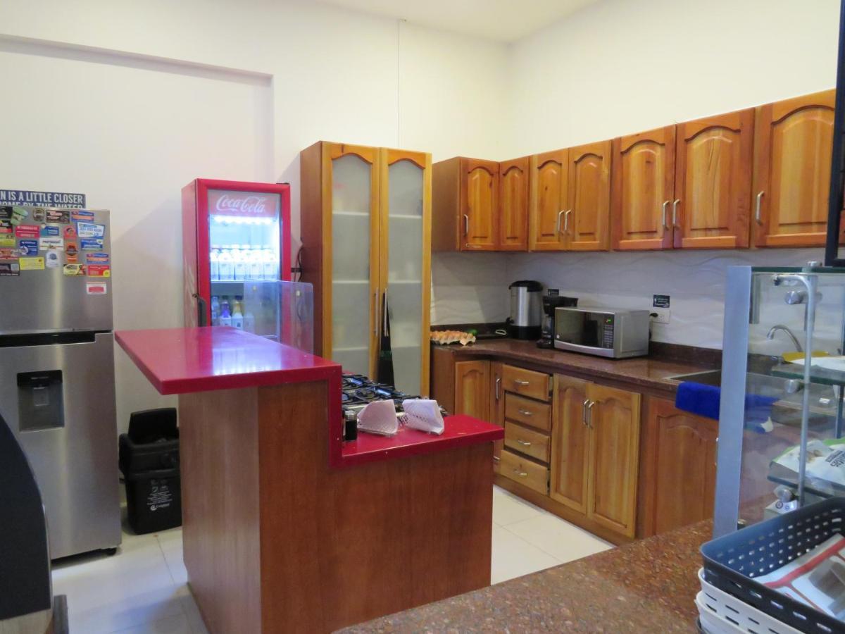 Albore Hostal Pereira Kültér fotó